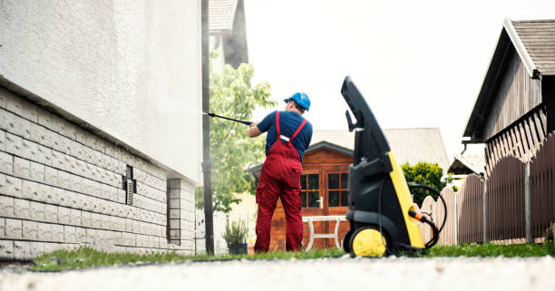Best Concrete Pressure Washing  in Greenwood, MS